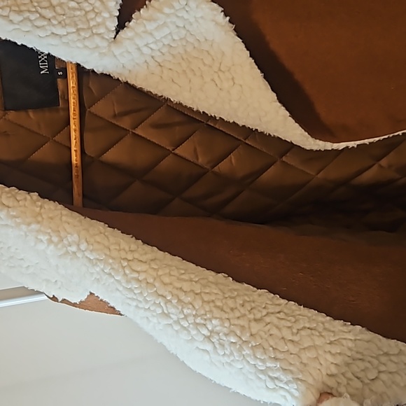 80% Wool Coat with Faux Shearling Collar - Picture 4 of 5